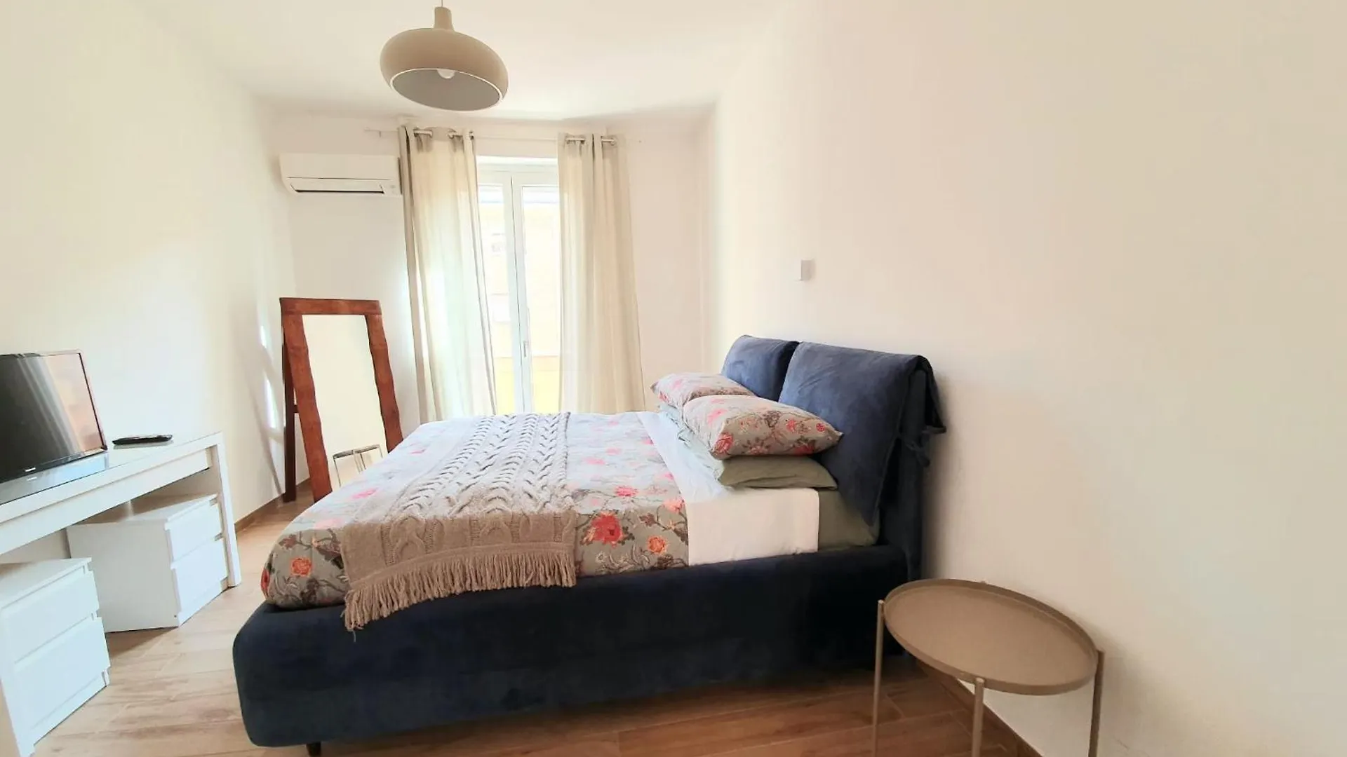 Cave Apartment Rome
