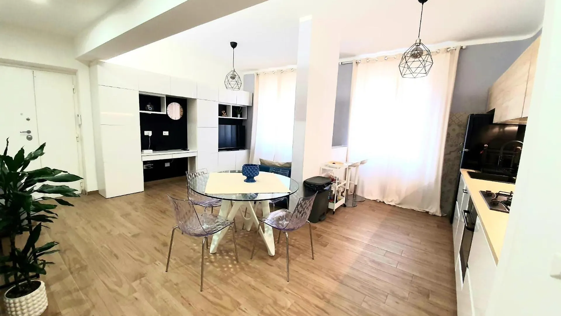 Cave Apartment Rome Italy